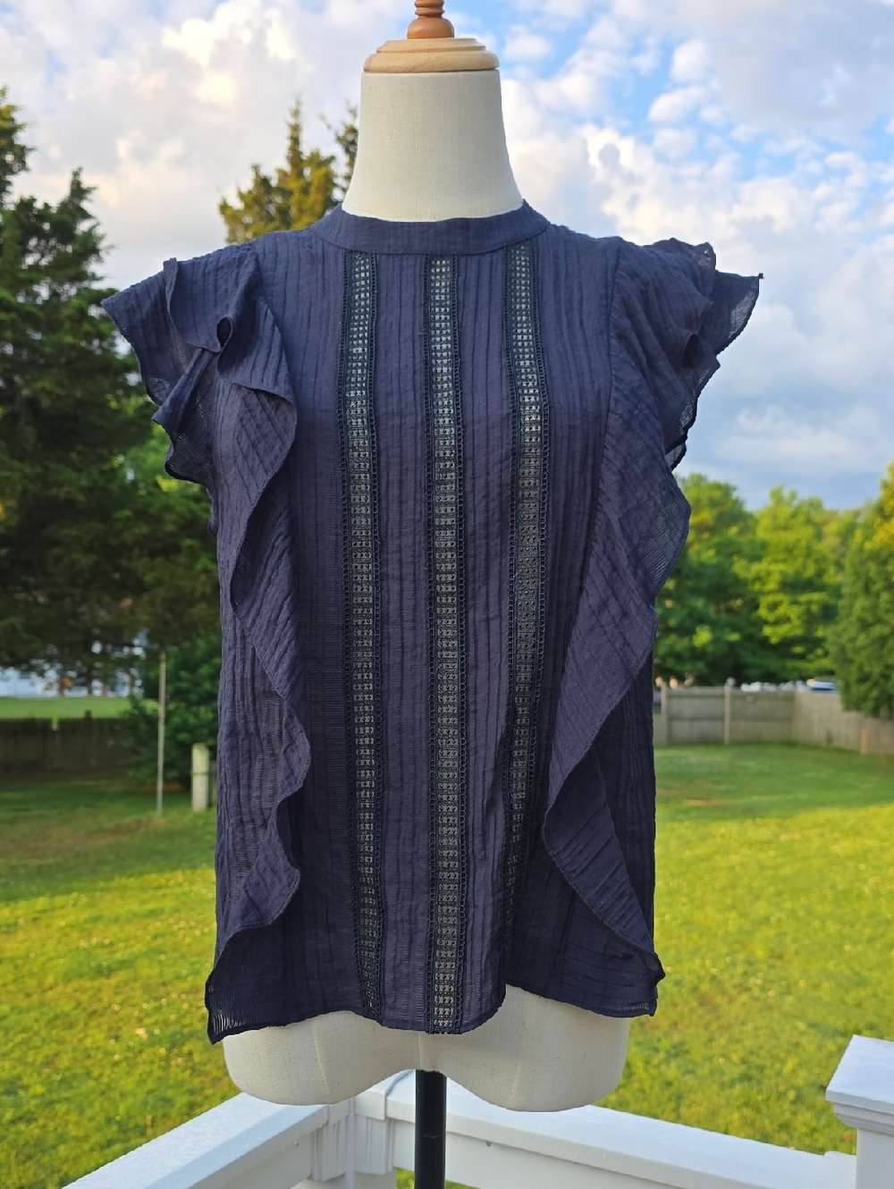 NWT Club Monaco Ruffled Lace Blouse Sz Small